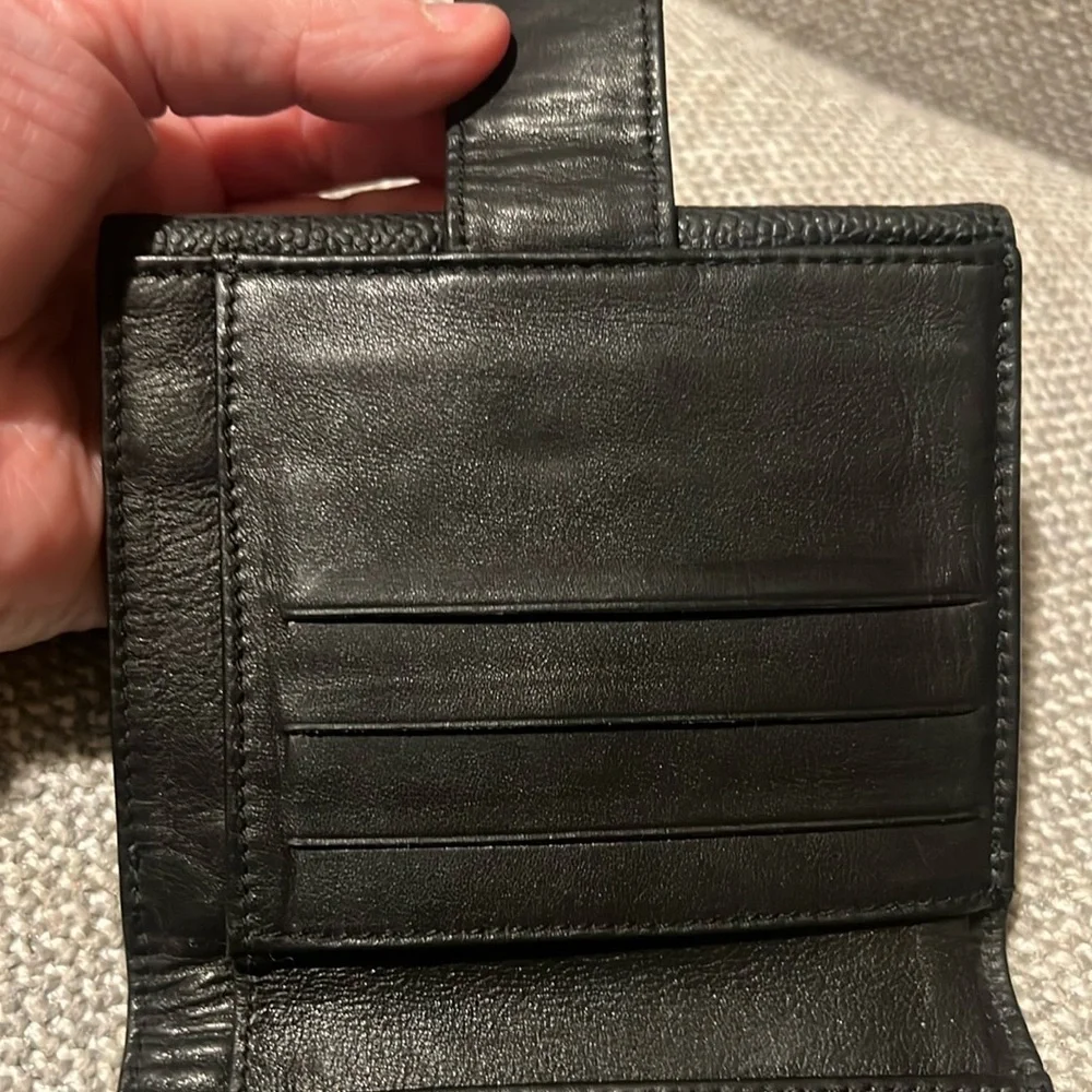 Chanel caviar bifold black wallet  Authentic
